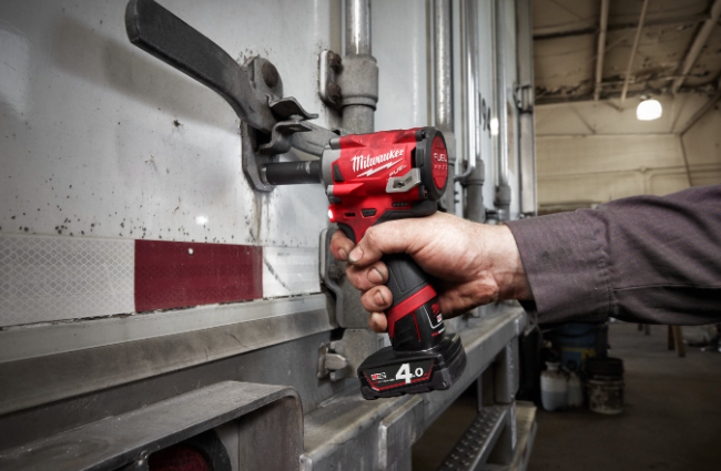 Chave de Impacto Subcompacta 1/2" com Anel M12 - Image 11