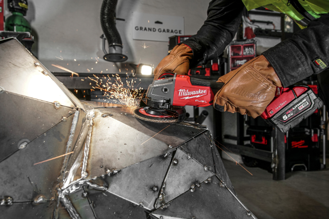 Rebarbadora de Acabamentos 125mm com Travão e Interruptor de Alavanca One-Key M18 - Image 8