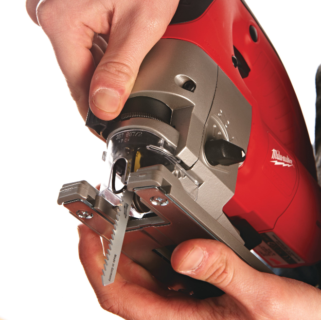 Serra de Recortes com Punho Superior 750W - Image 9