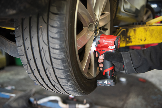 Chave de Impacto Subcompacta 1/2" com Anel M12 - Image 9