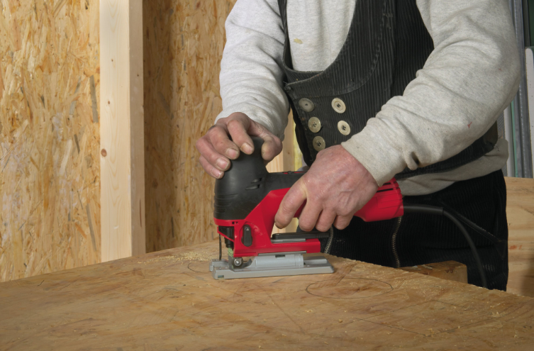 Serra de Recortes com Punho Superior 750W - Image 14