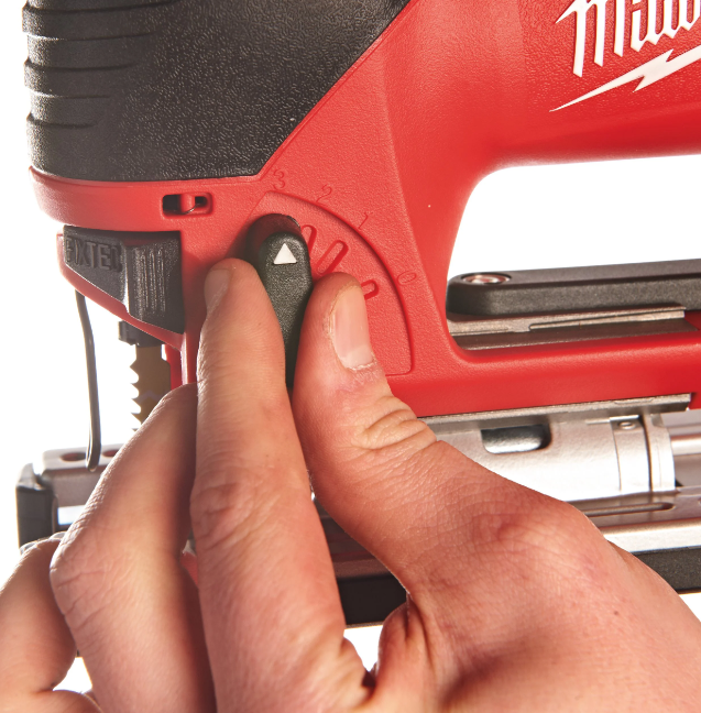 Serra de Recortes com Punho Superior 750W - Image 7